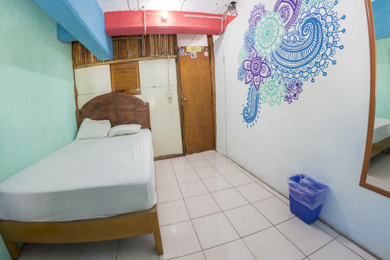 Playa Hostel *