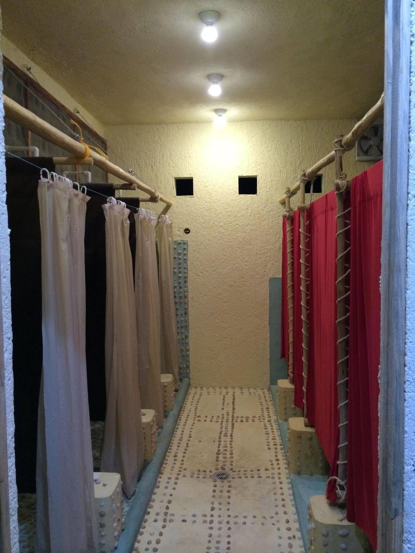 Guest house Mayayoga