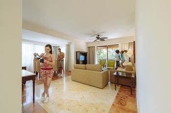 Occidental Grand Xcaret Resort Los Dos Compadres