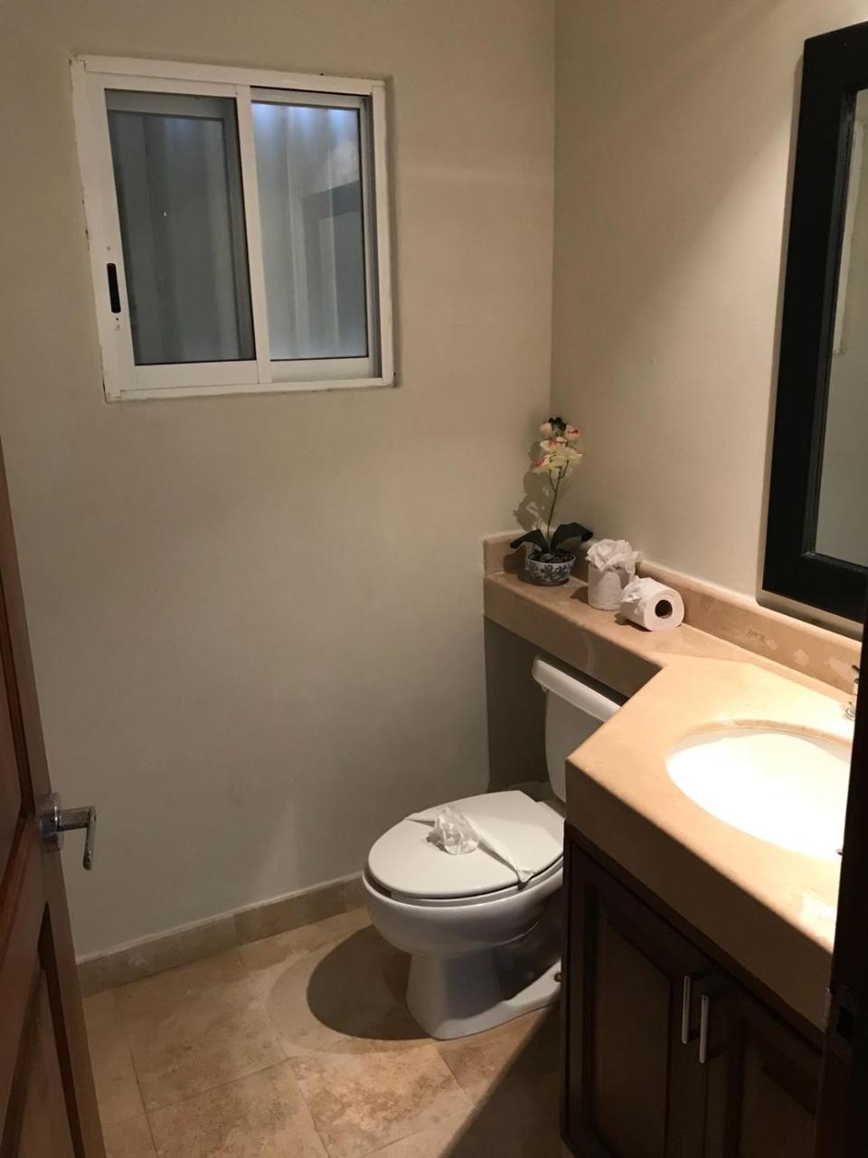 Susana Beach Front House Bed & Breakfast *