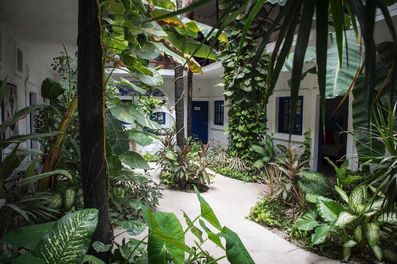Hotel Luna Maya