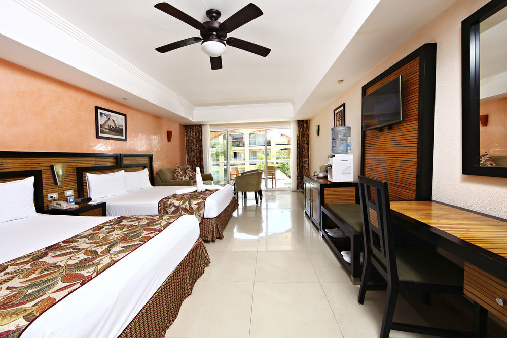 Sandos Playacar