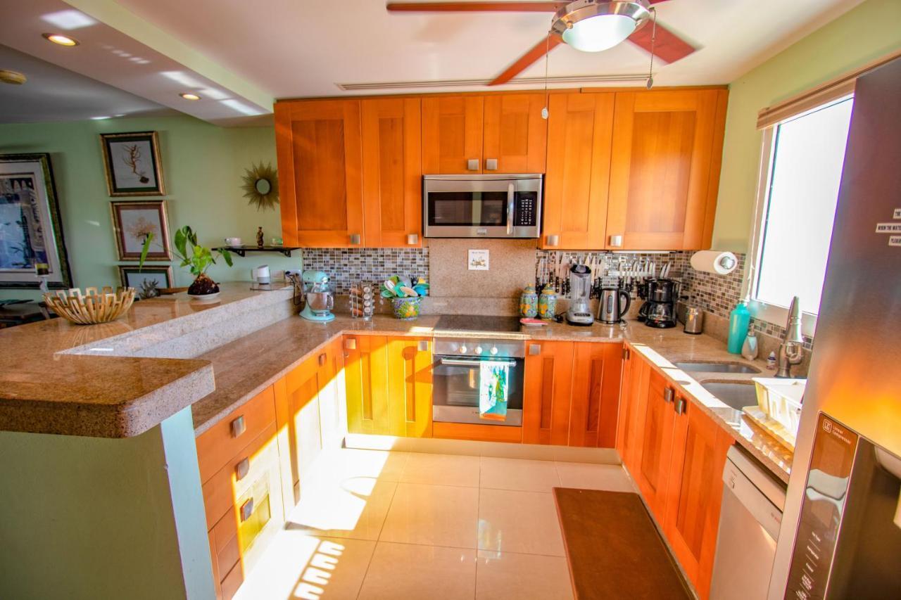 Penthouse Wayak 302 - Luxury, Private Pool, Maid Service, High End Art - At Quadra Alea Apartment Playa del Carmen