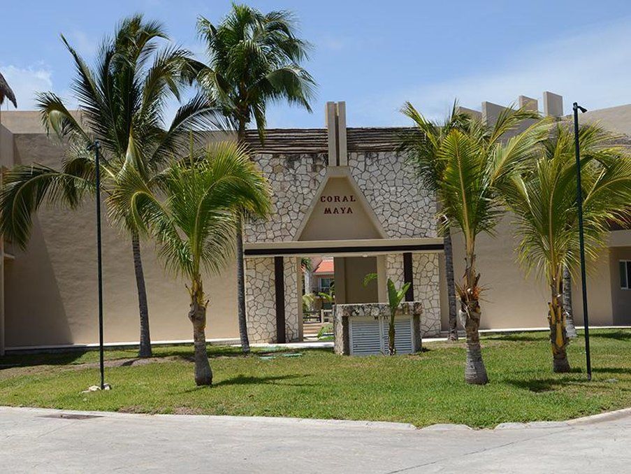 Coral Maya 3*