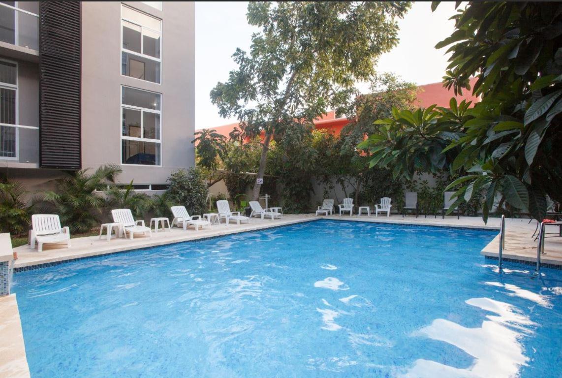Riviera Towers 211 Apartment
