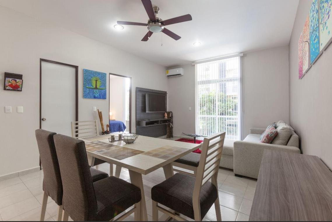 Apartment Riviera Towers 211