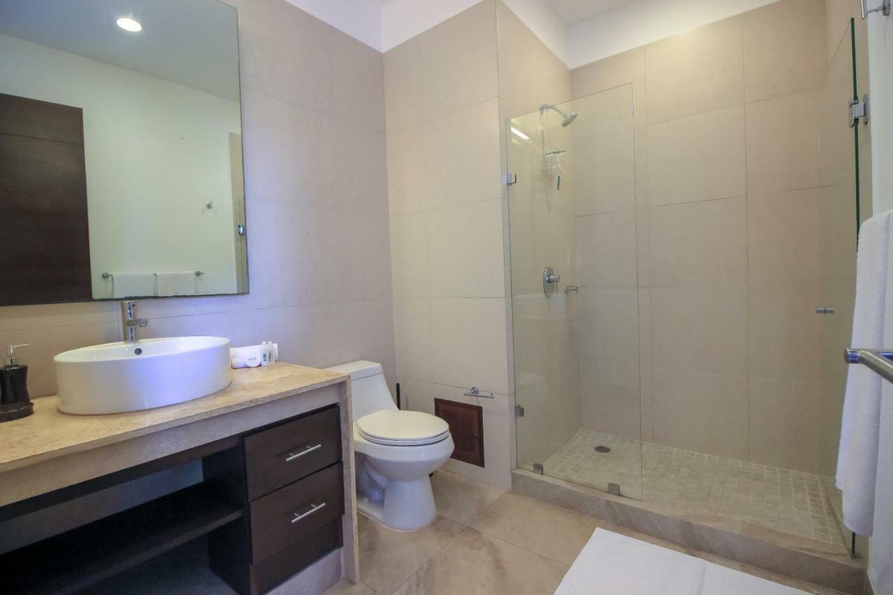 Apartment In Gated Residential Within Bahia Principe Grounds