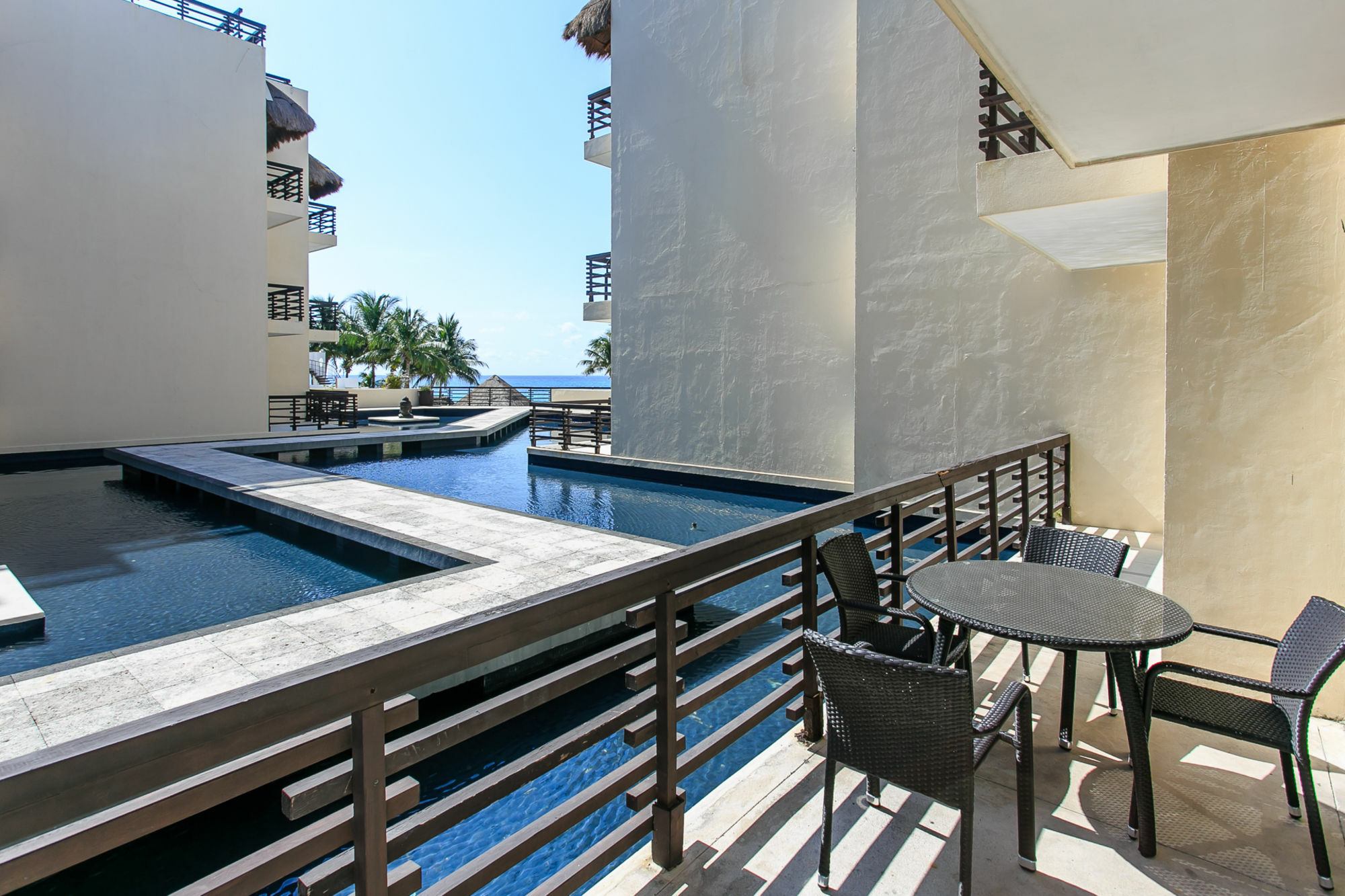 Exclusive Aldea Thai Apartment Playa del Carmen