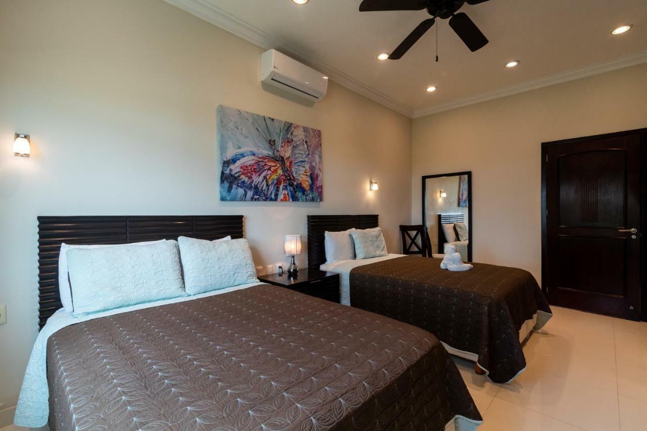 Casa Joya Del Mar - Oceanfront For 10 - Playa Paradise *