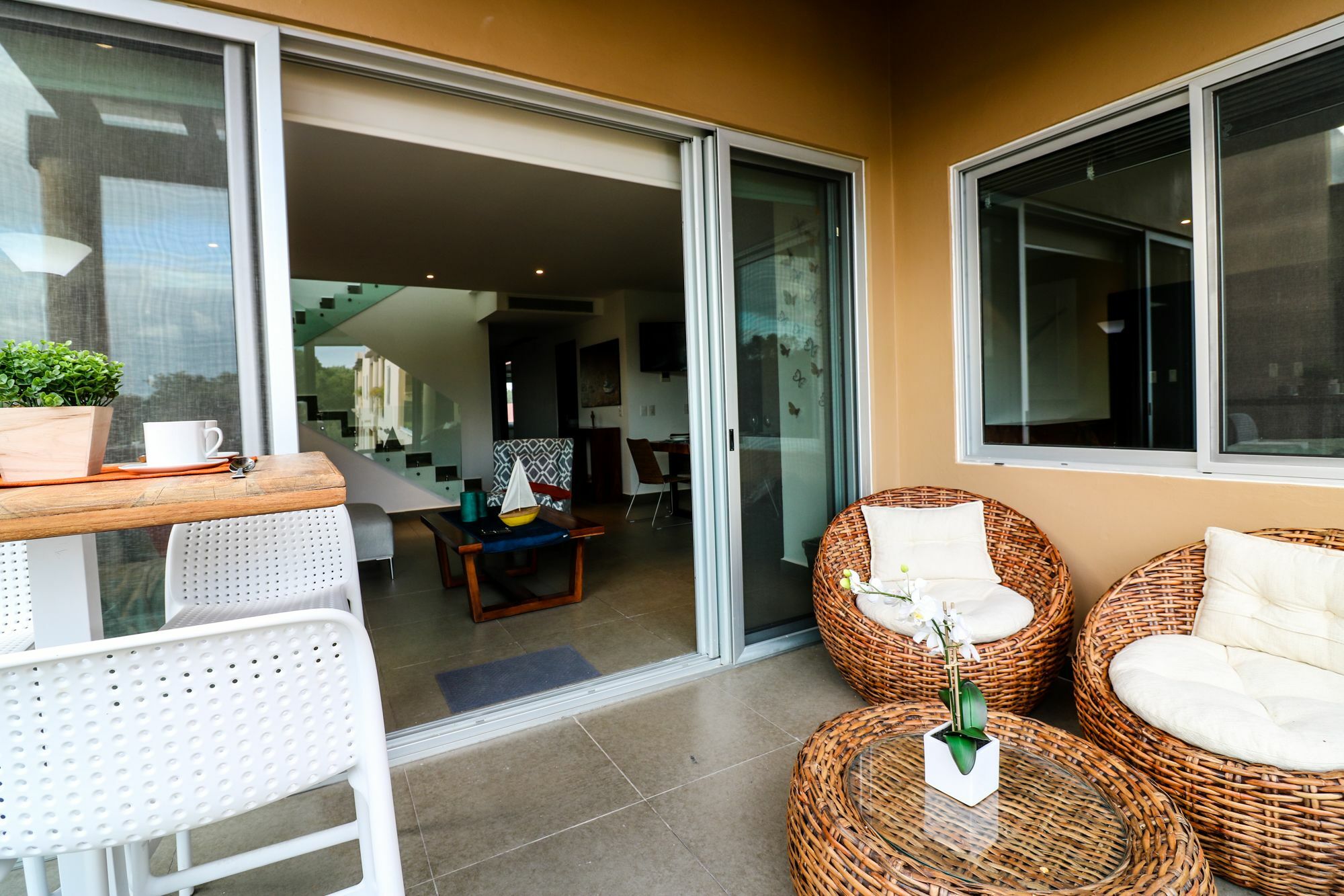 Vaiven Ph21 - Luxury 3br Penthouse In Quiet Resort,sleeps 6!