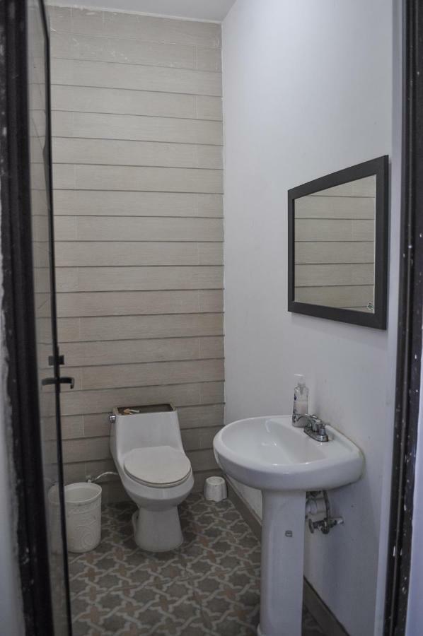 Vacation Full House With Private Pool, 3 Bedroom *