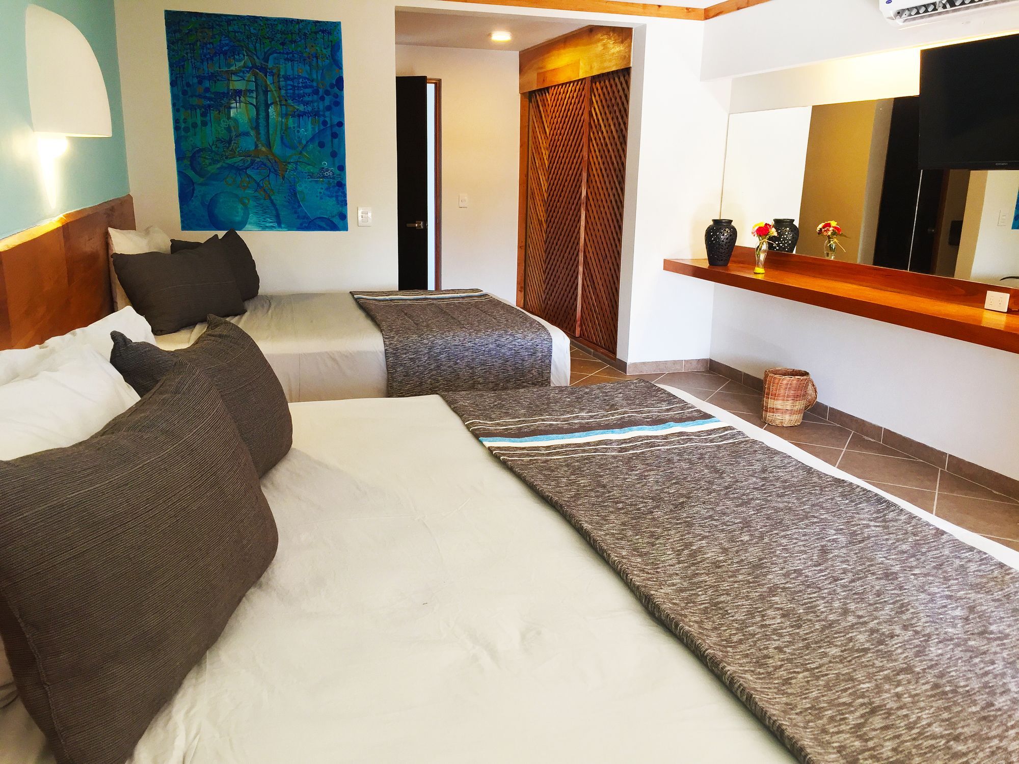 Axkan Hotel 4*
