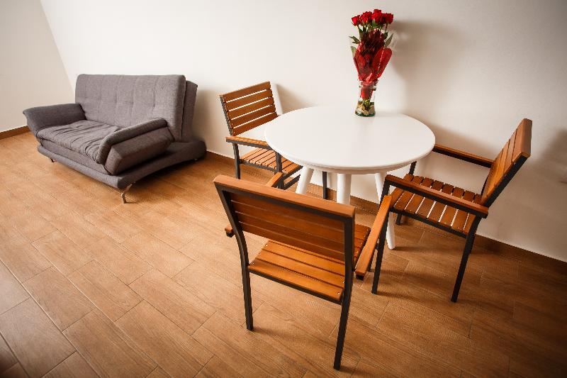 Mora & By Kalma Aparthotel
