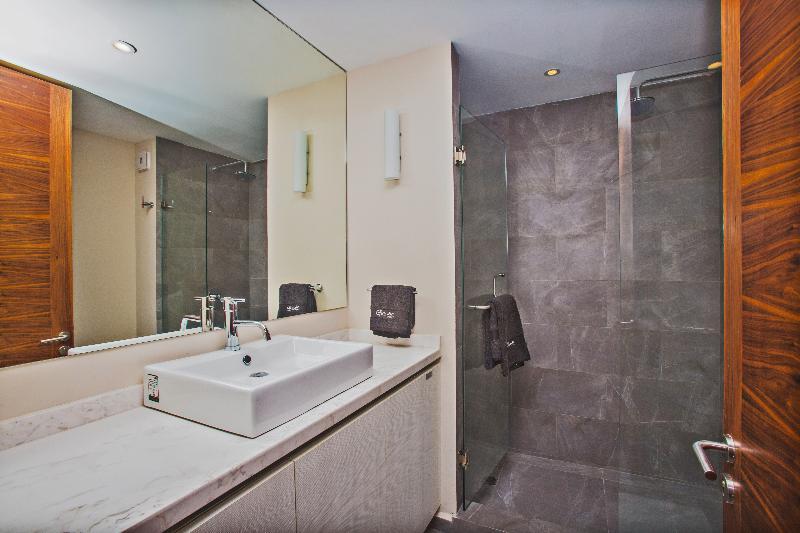 Hotel The Gallery By Sercotel 5*