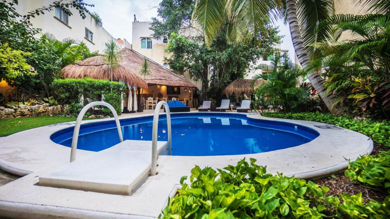 Bric Y Hotel 3*