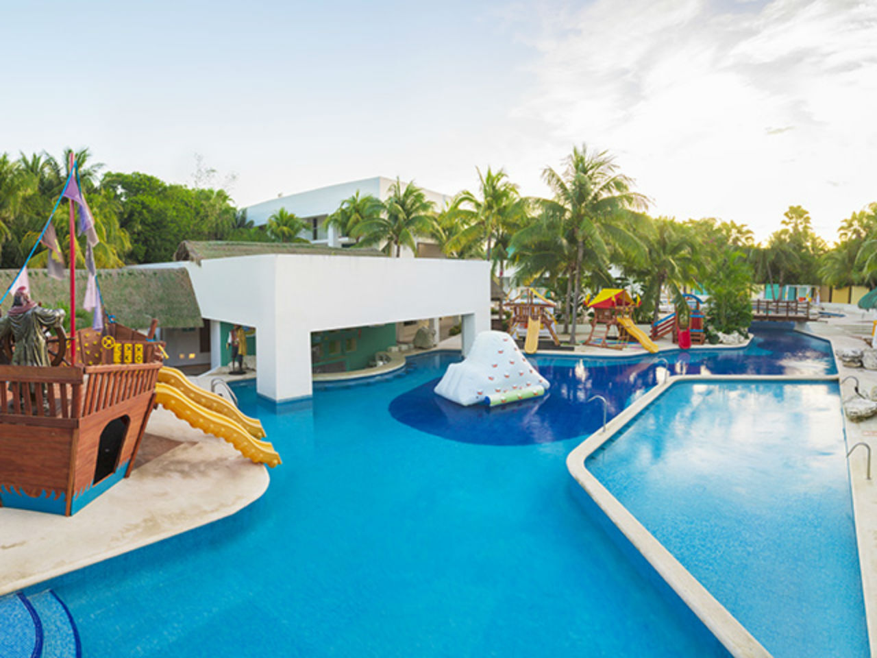 Grand Oasis Tulum Riviera Akumal