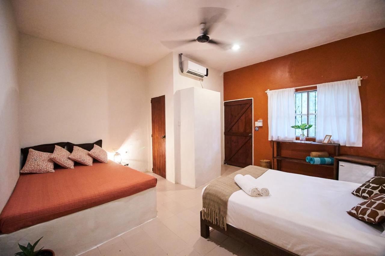 Secret Garden Hotel 3*