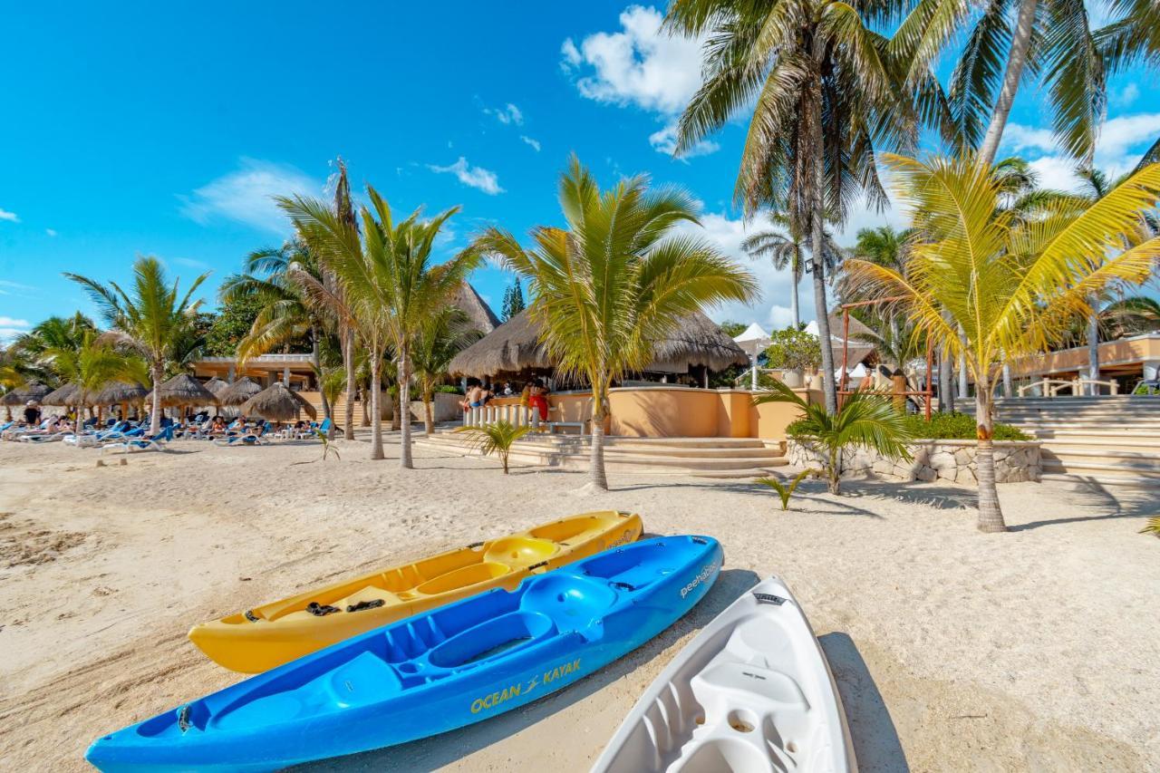 & Club 5* Puerto Aventuras
