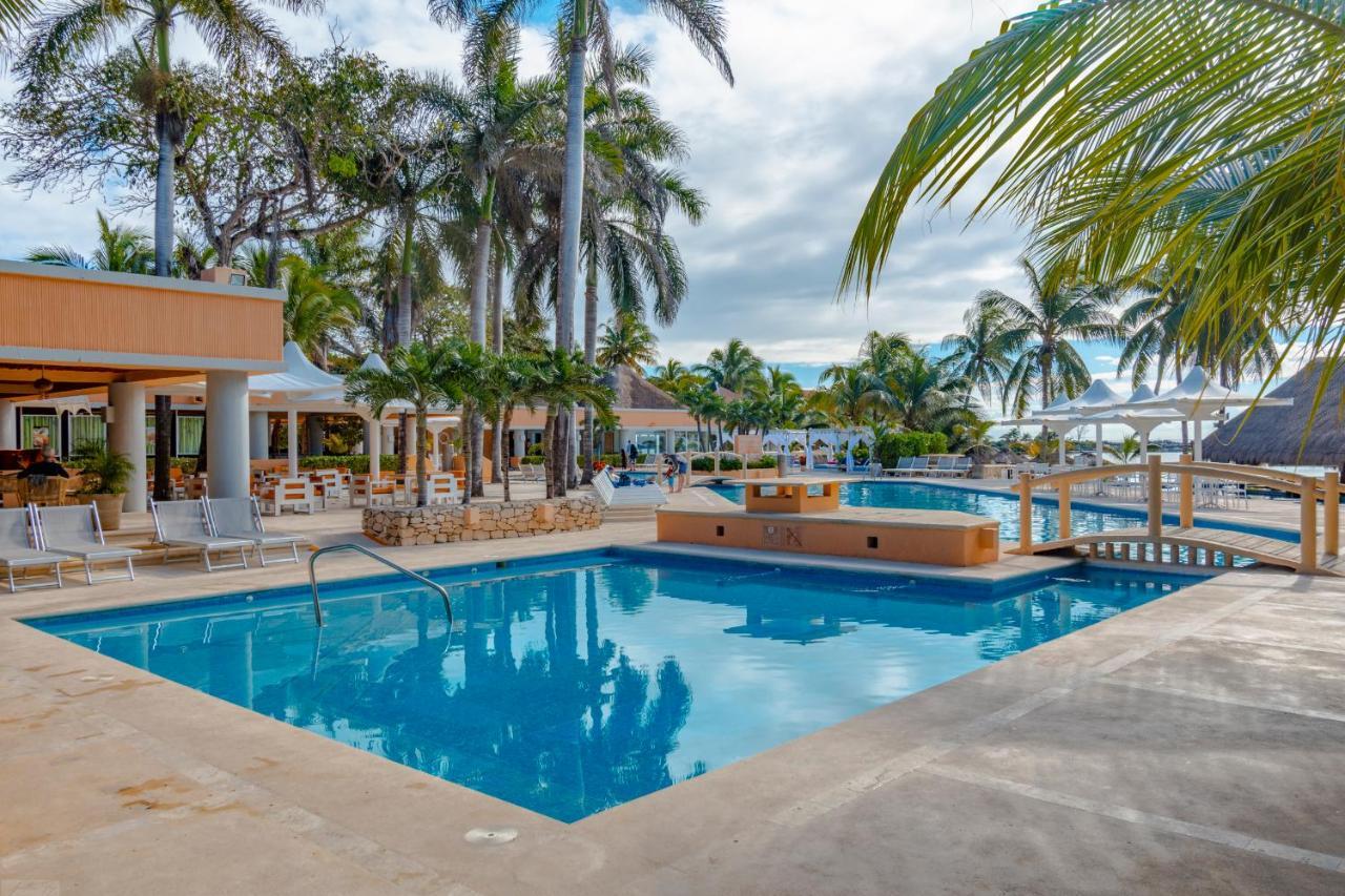 & Club Puerto Aventuras