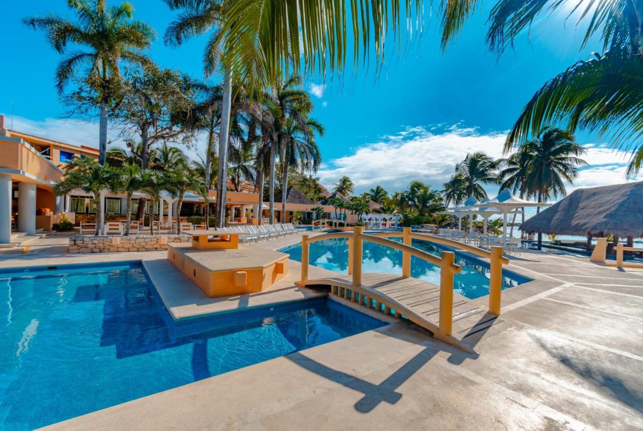 & Club Hotel 5*