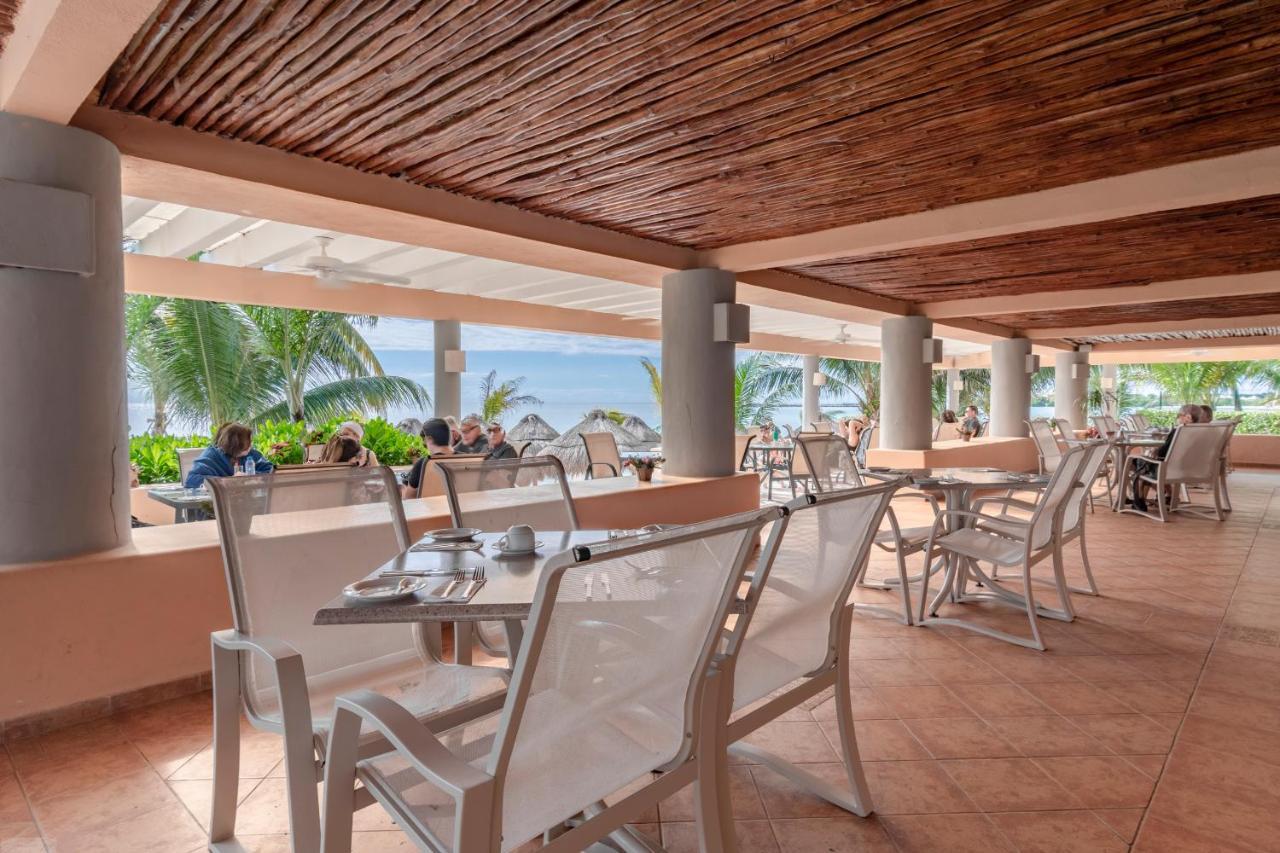 & Club Hotel 5*