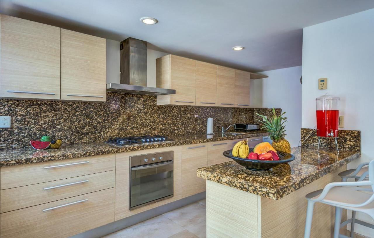 Luxurious & In Playa Steps From The Apartment *