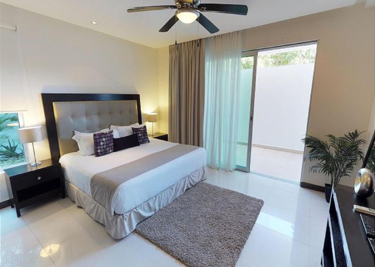 Oasis12 By Playa Moments Apartment *