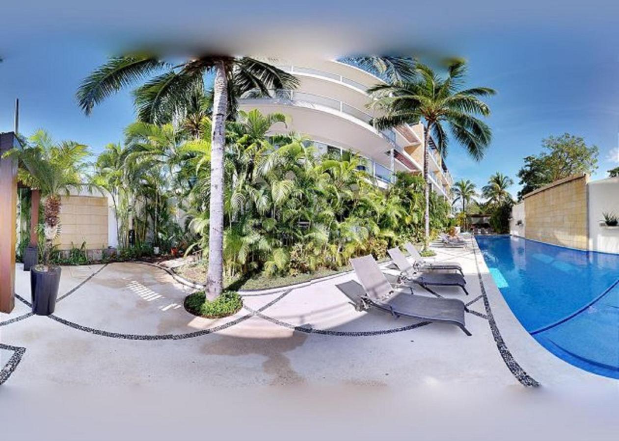 Oasis12 By Playa Moments