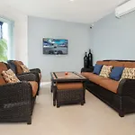 Oceanfront Oasis At Peninsula Grand