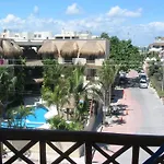Las Olas 304