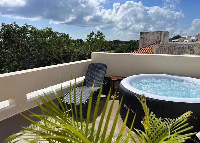 Private Jacuzzi, Golf Getaway, Sunrise View