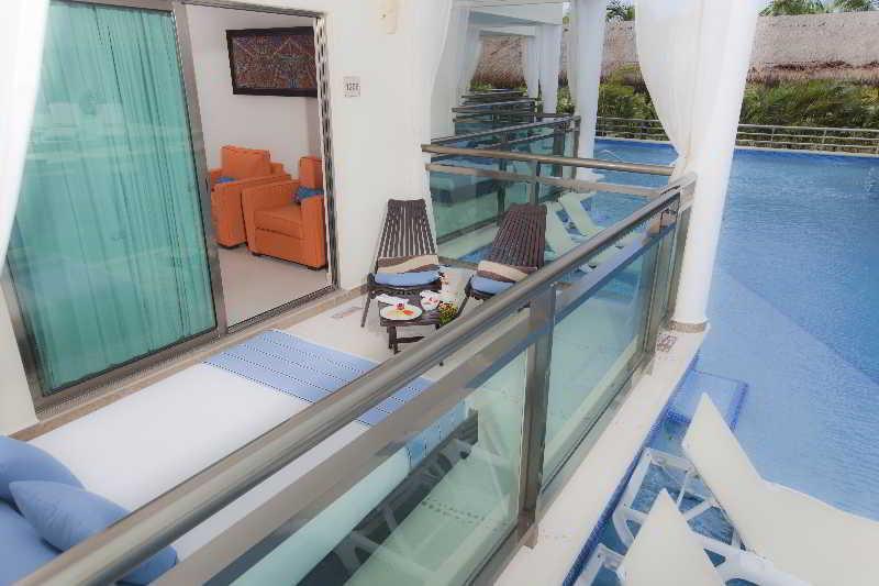 Generations Maroma Hotel 5*