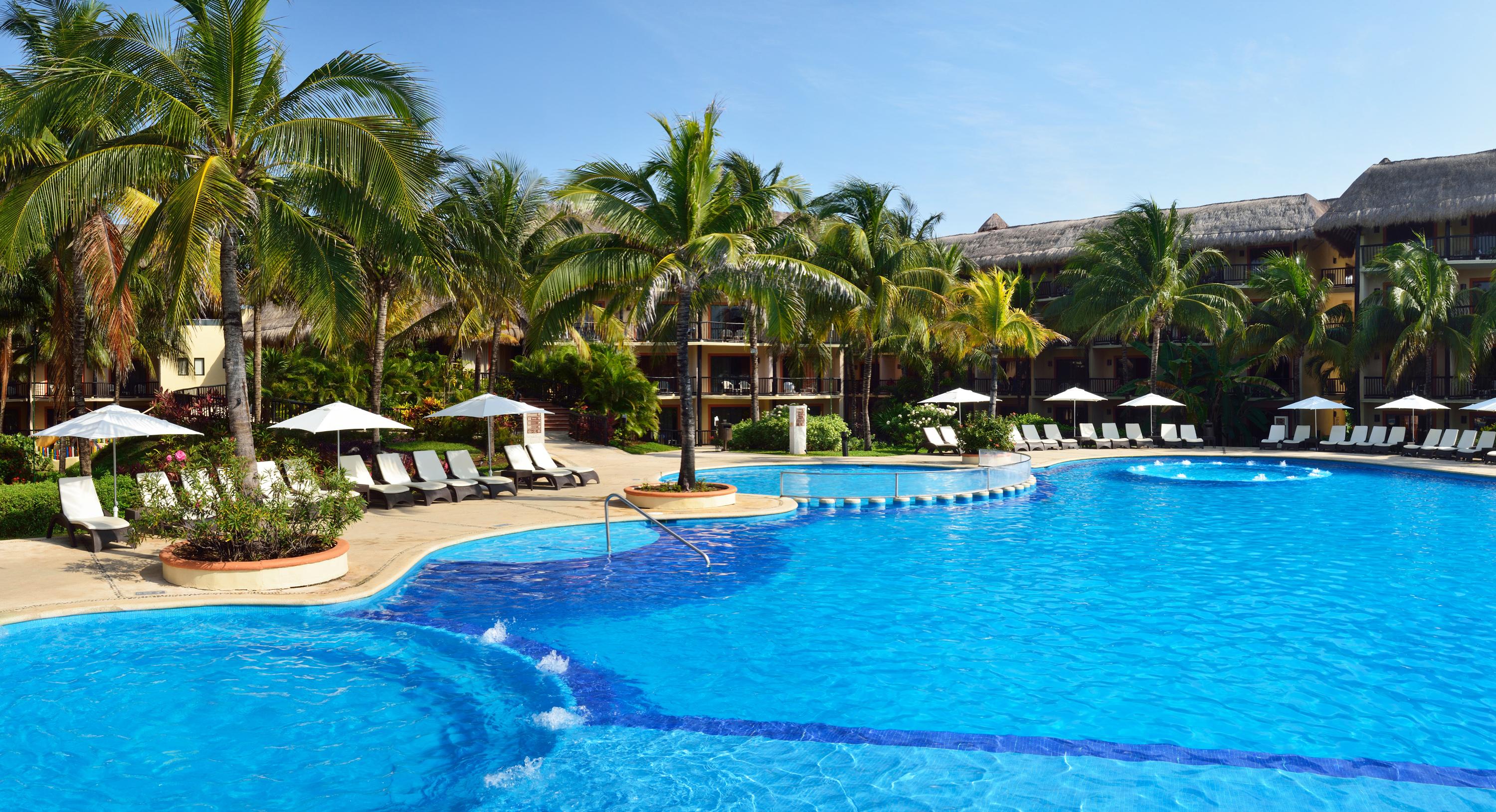 Catalonia Riviera Maya & 5* Puerto Aventuras