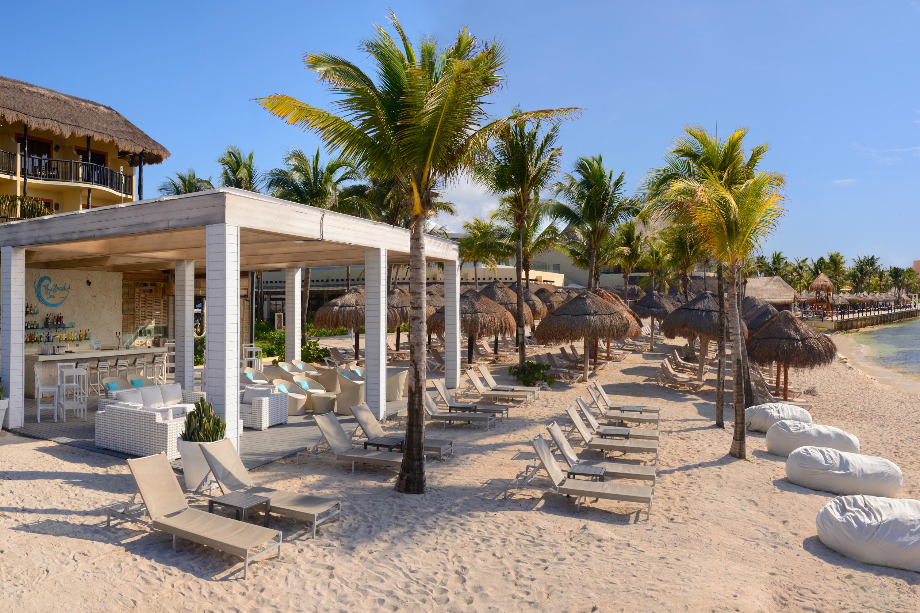 Catalonia Riviera Maya & 5* Puerto Aventuras