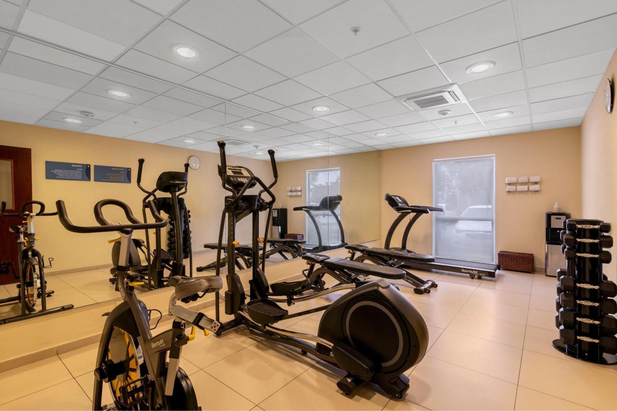 Hotel Express By Marriott 4*