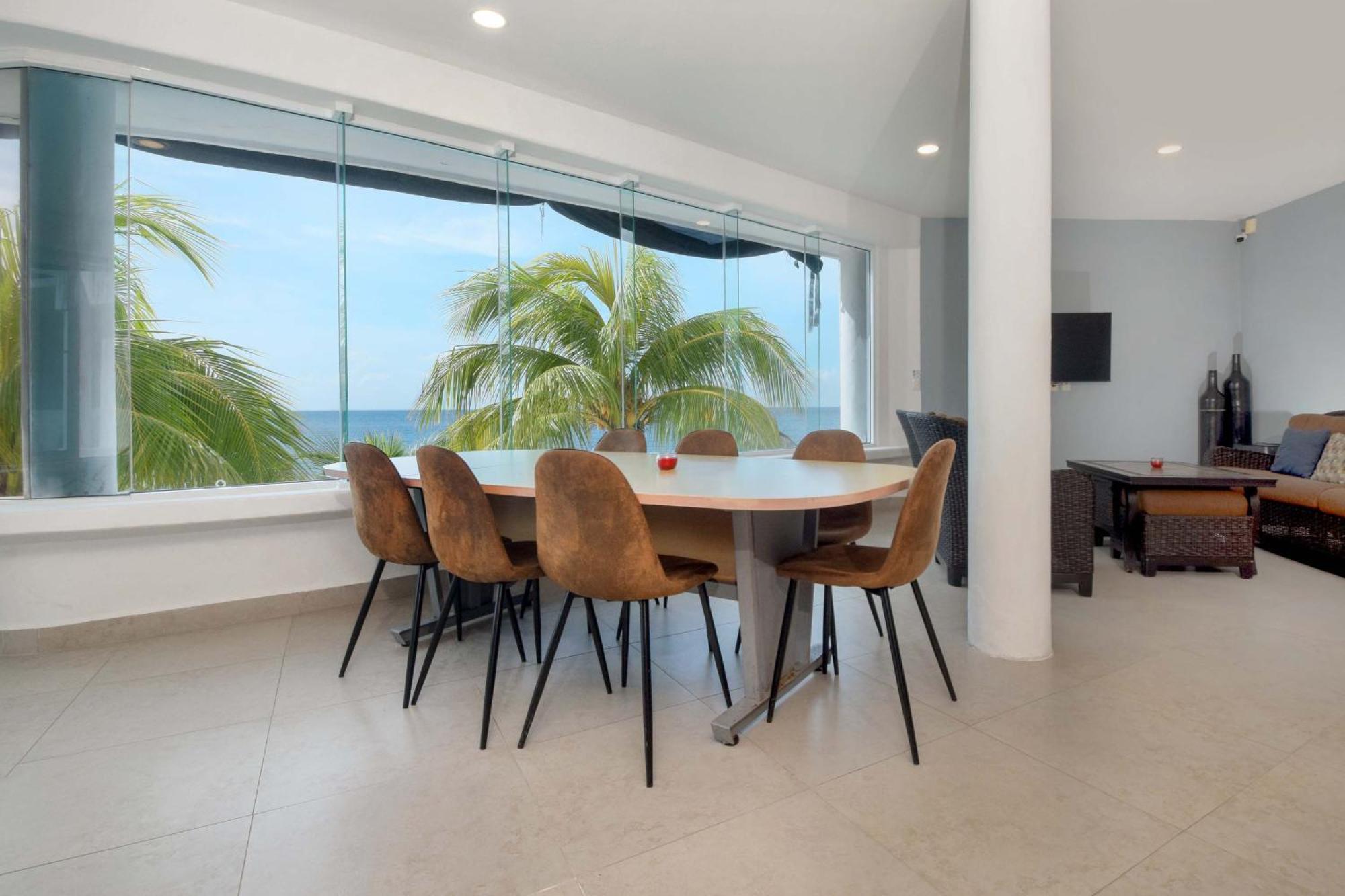 Сasa de vacaciones Oceanfront Oasis At Peninsula Grand *