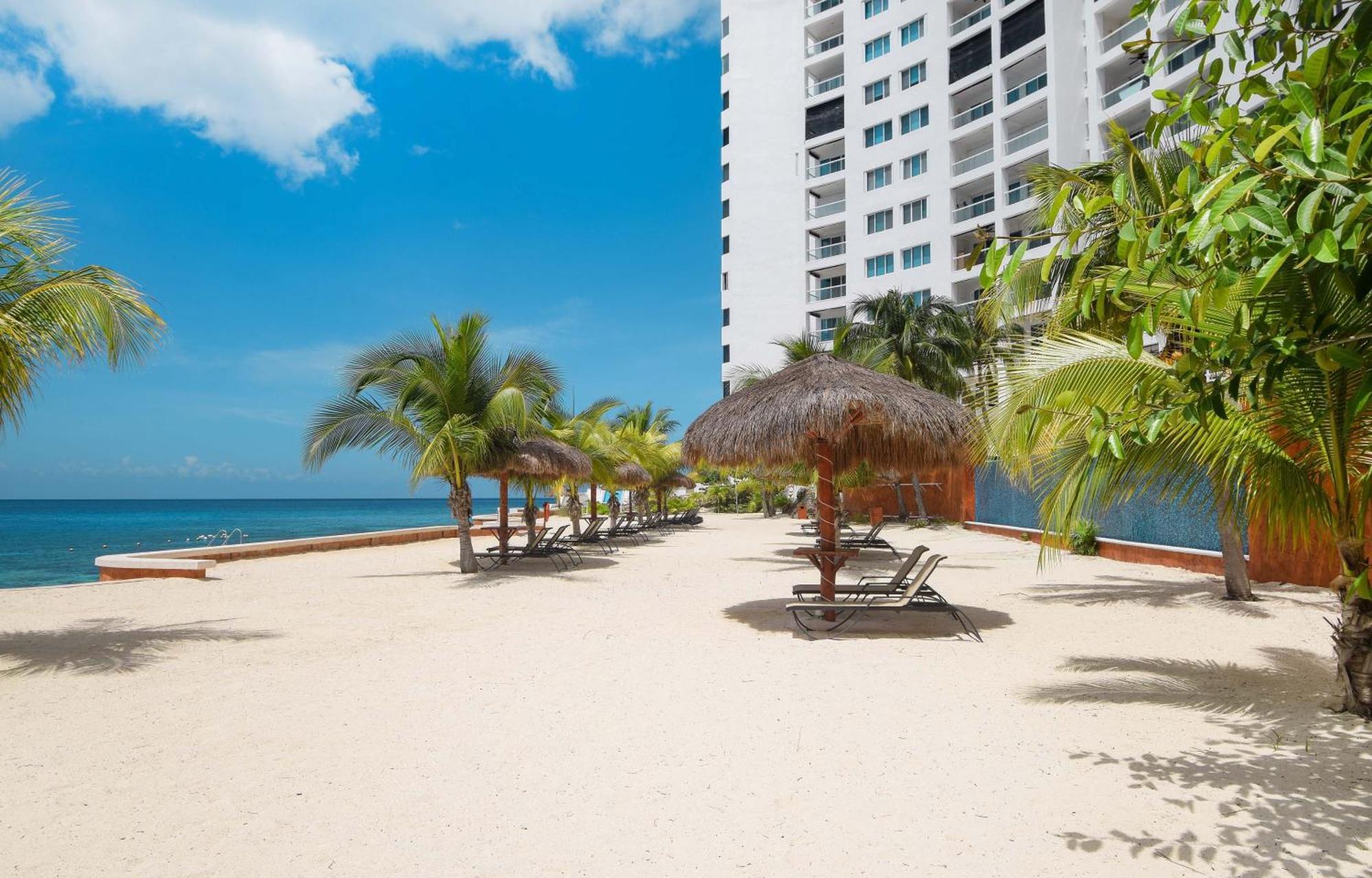 Сasa de vacaciones Oceanfront Oasis At Peninsula Grand