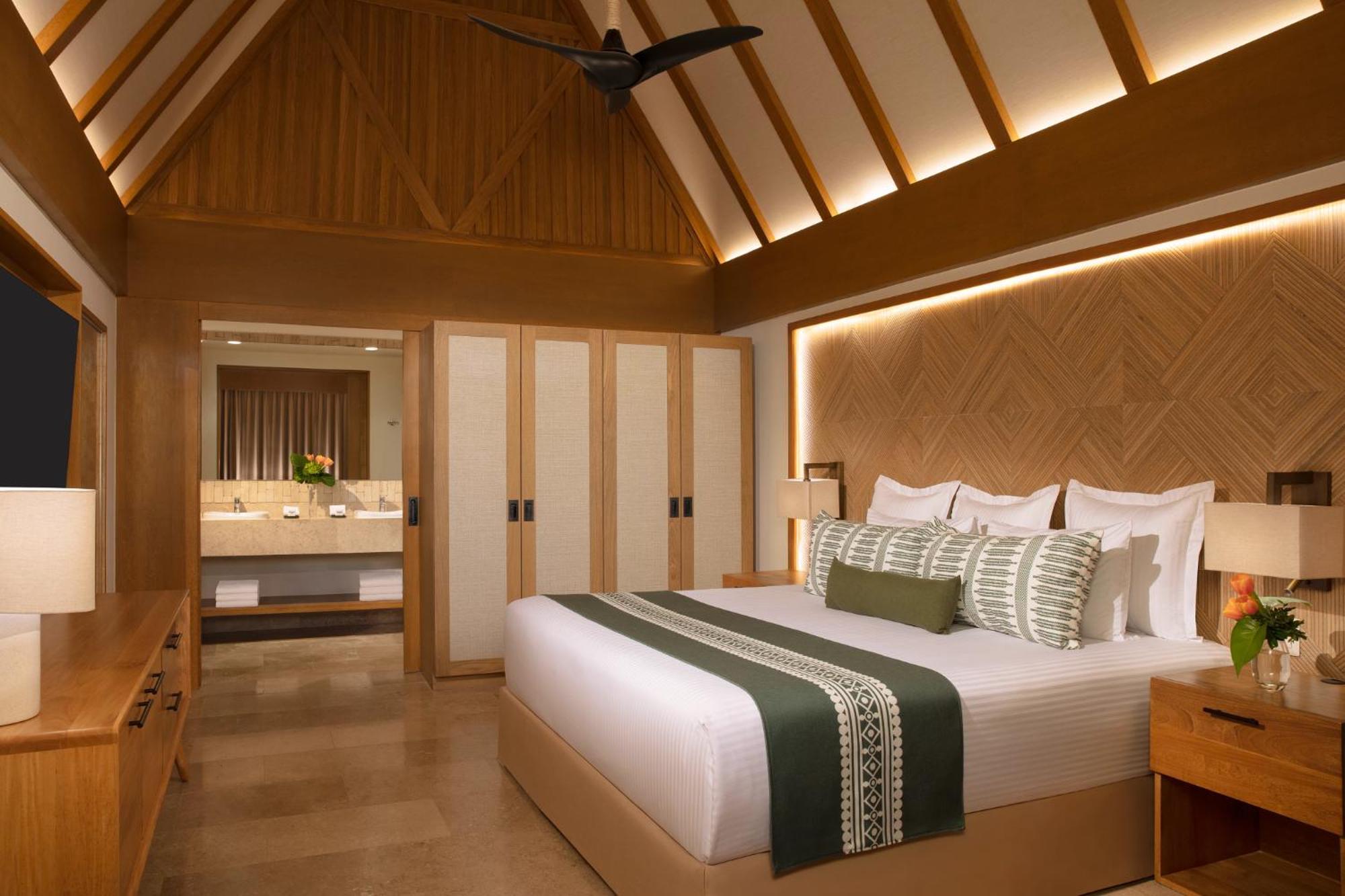 Dreams Sapphire & Resort 5*