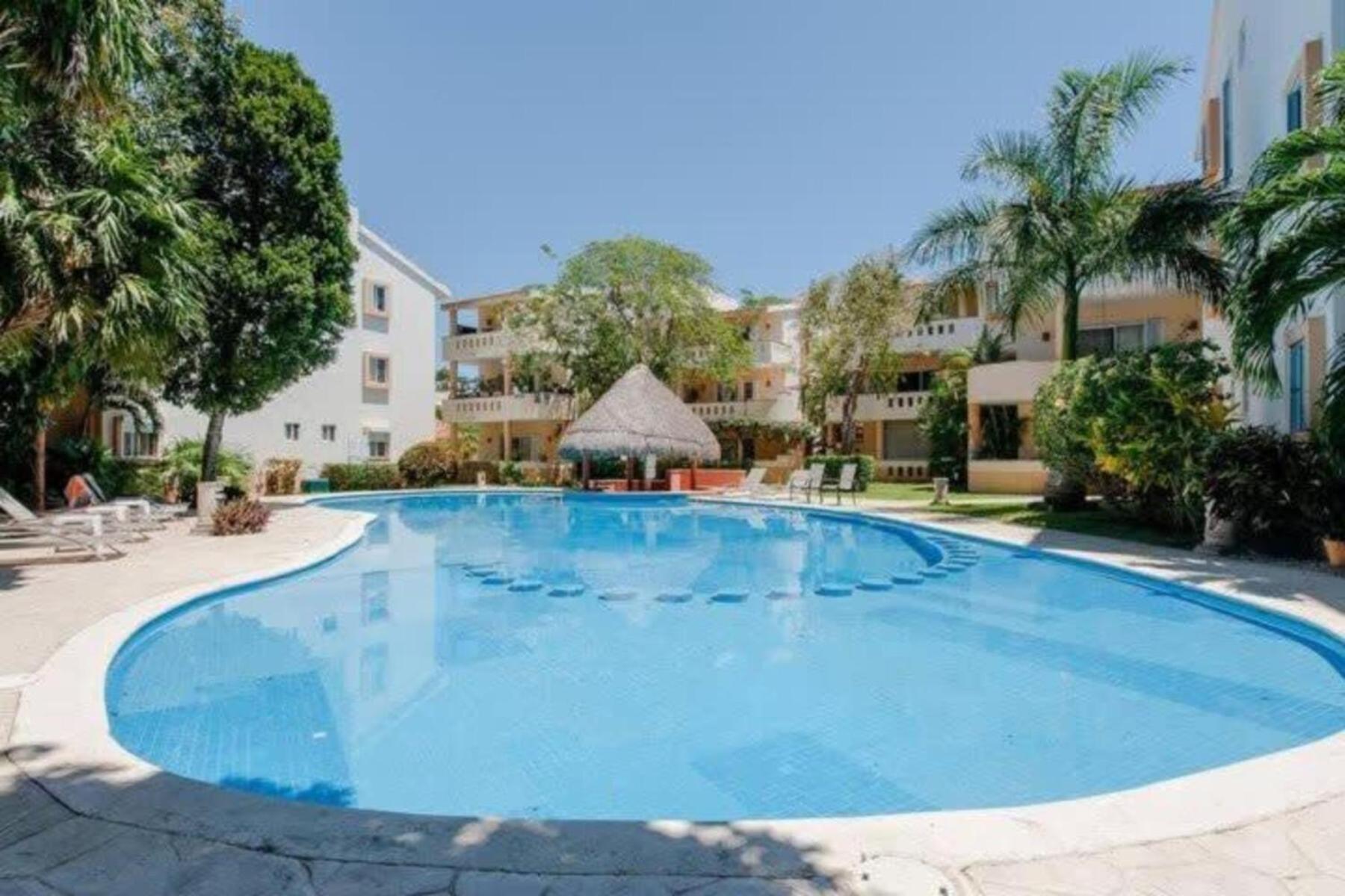 Apartment Private Balcony I Gated Playacar I Pool On Site! *
