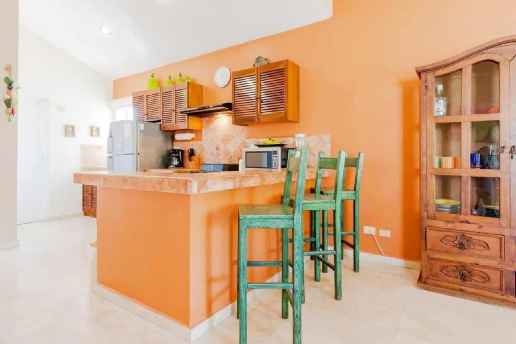 Private Balcony I Gated Playacar I Pool On Site! *