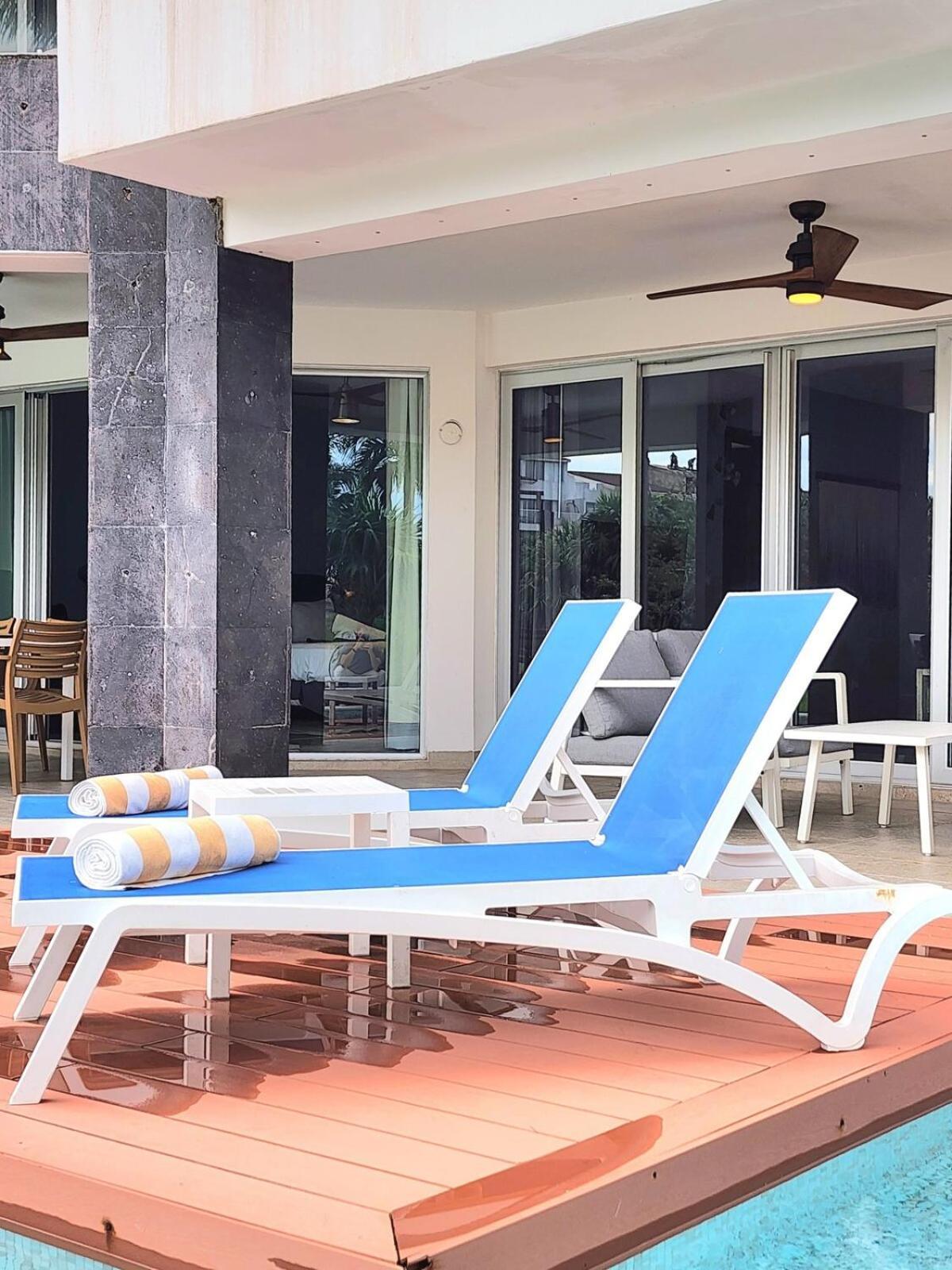 Apartamento Mareazul Lovely Swim-up Family And Club *