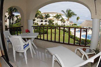 Xaman Ha Apartahotel 3*