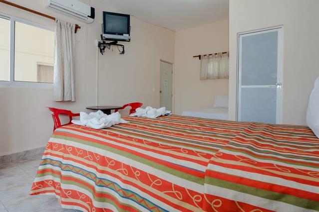 Hotel La Alegria Playa del Carmen