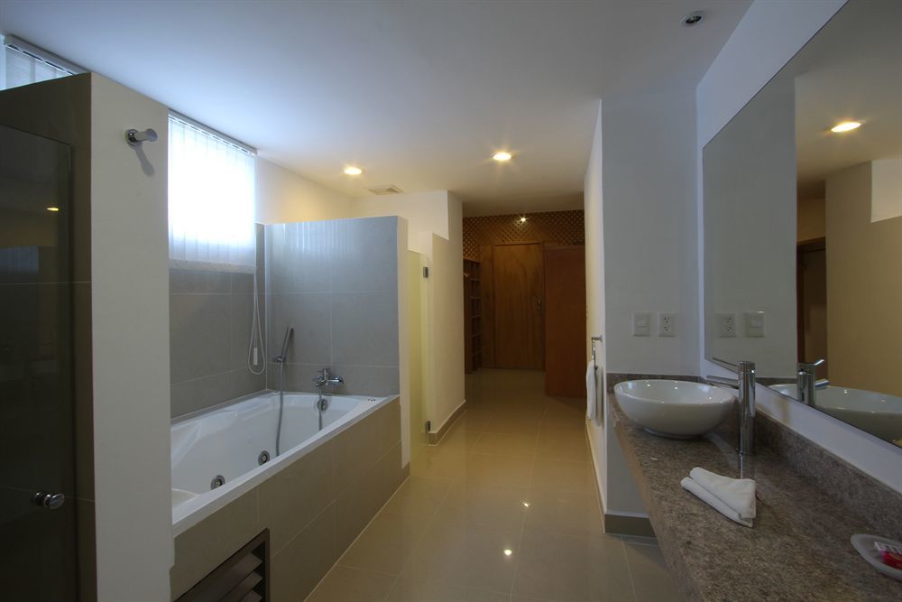 Peninsula Grand 3* Cozumel