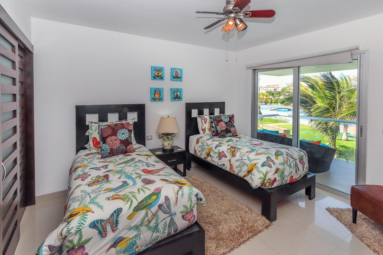 Holiday home Beachfront With Jacuzzi, 3 Bedroom & Pool - At Mareazul Corazon