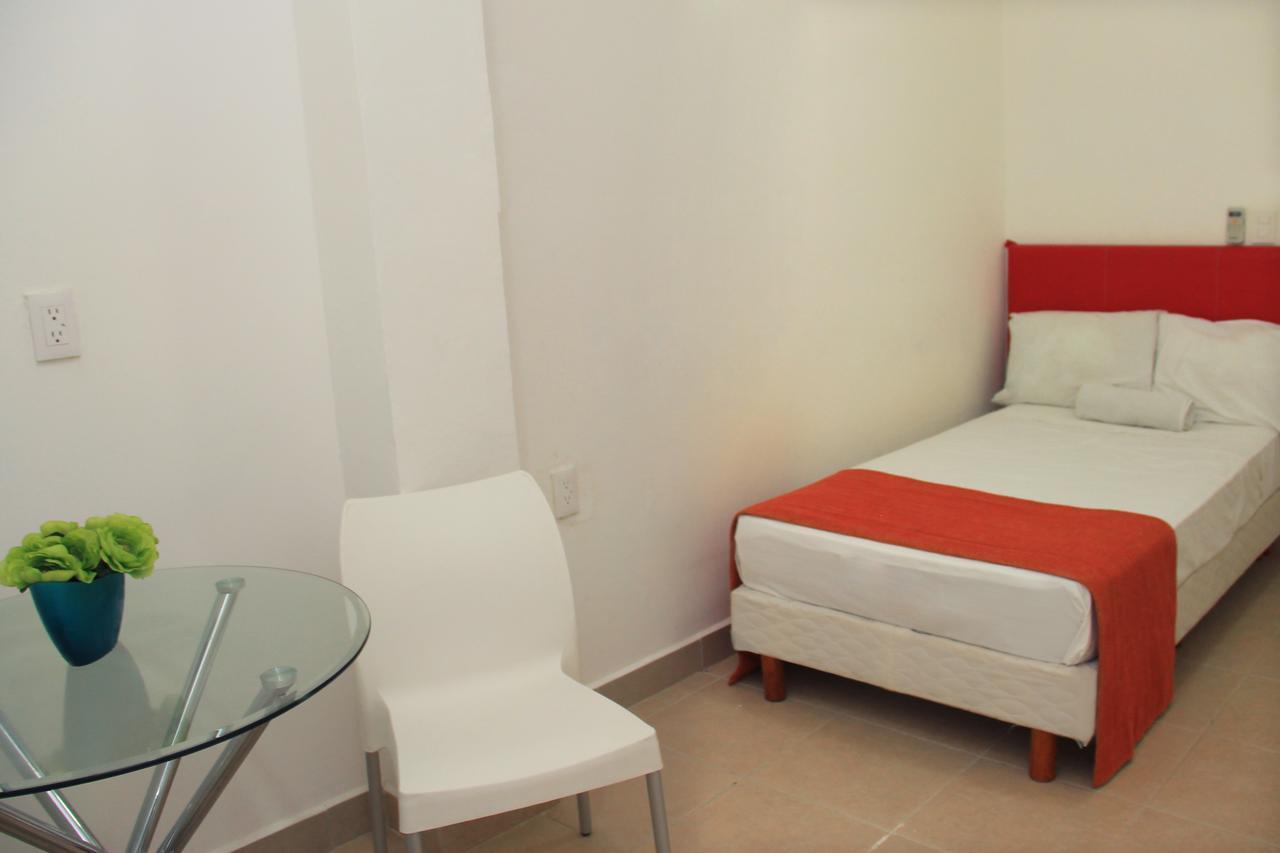 Xell Suites & 3*