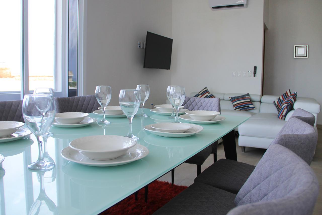 Xell Suites & 3*