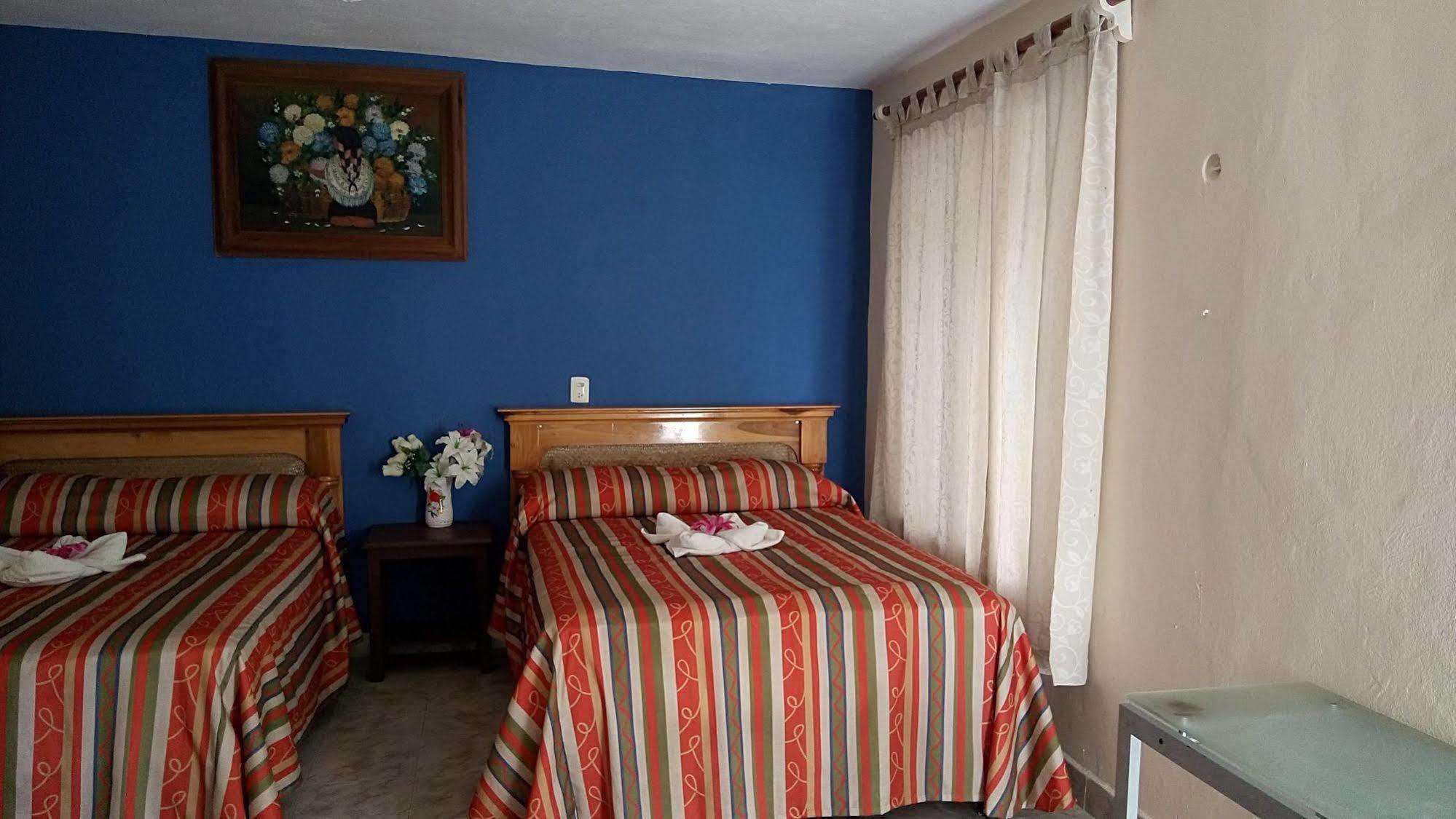 La Alegria Hotel