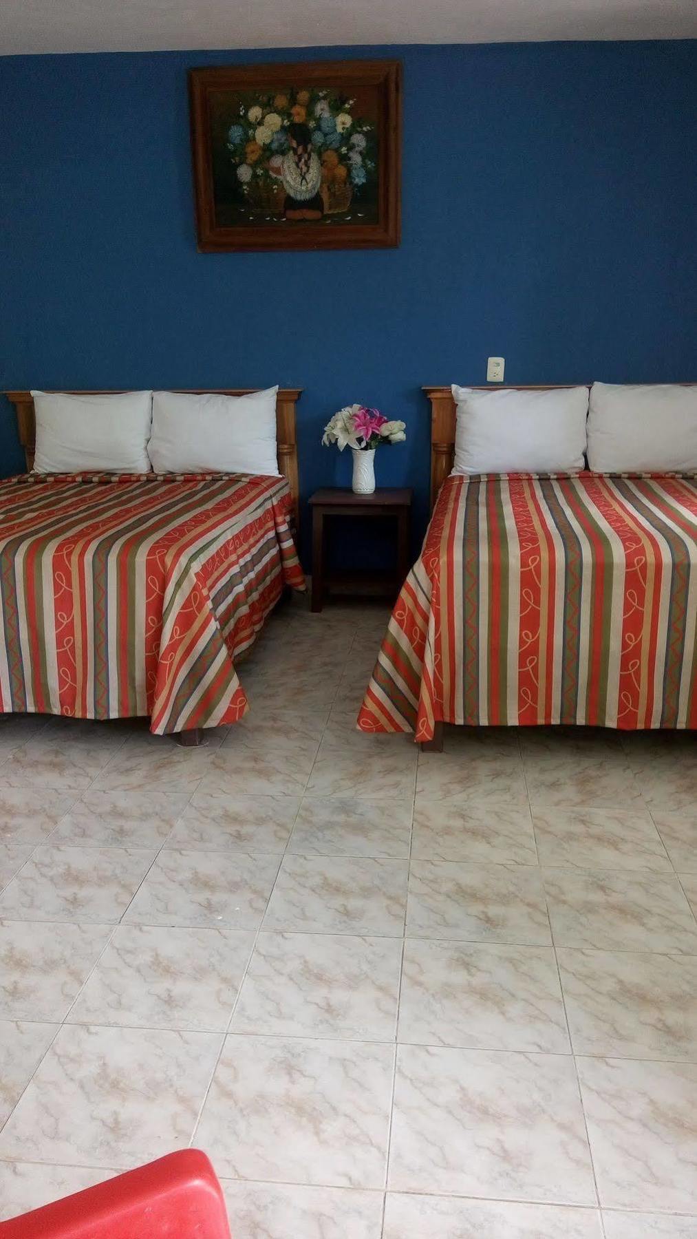 Hotel La Alegria