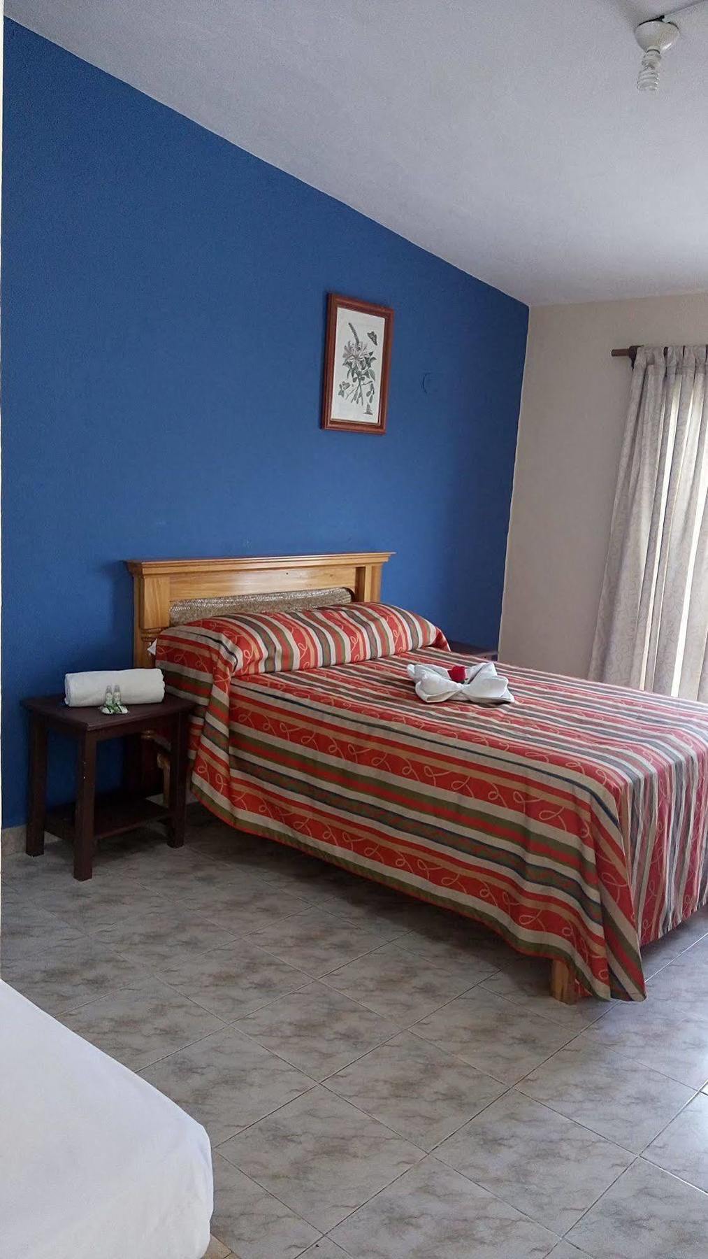 Hotel La Alegria 2*